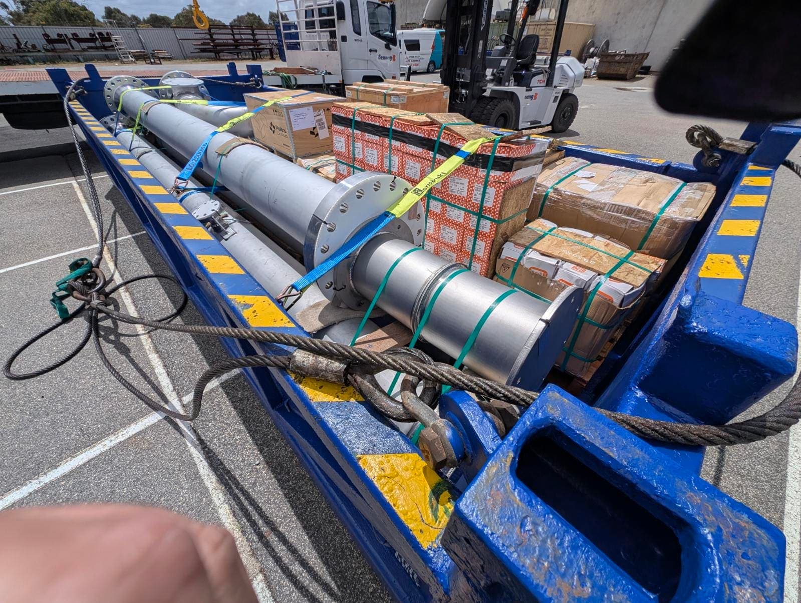 Duplex and super duplex spools packed as a ready-for-installation package