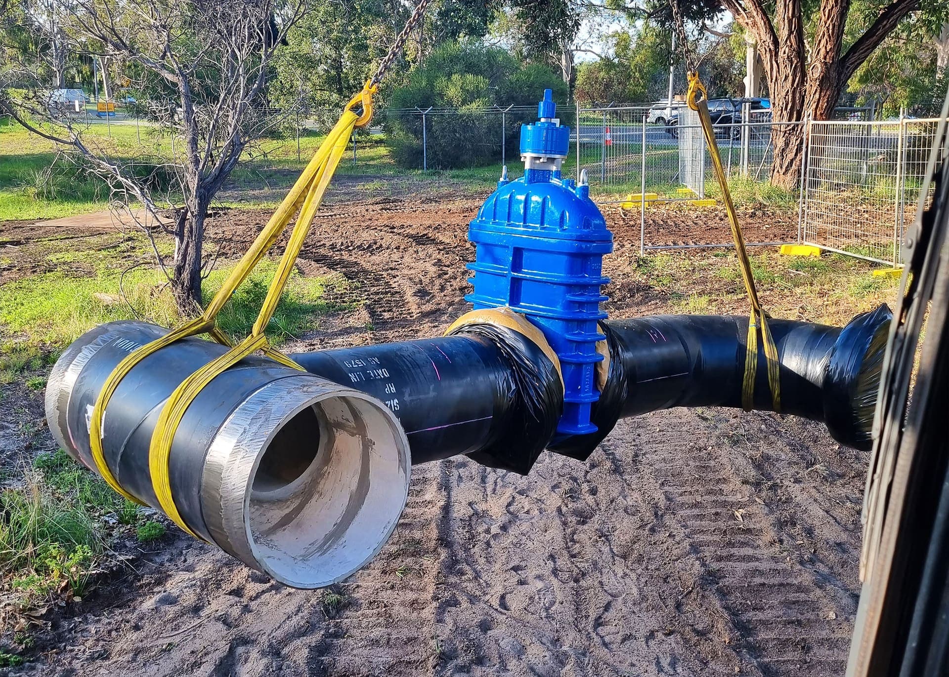 Backfill returning over the completed 630mm cutover