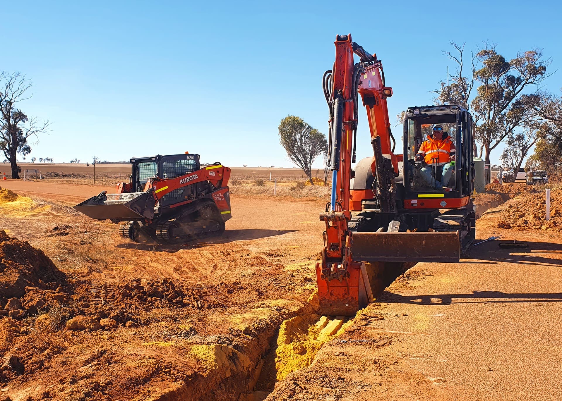 Plant working along the wheatbelt alignment at Babakin