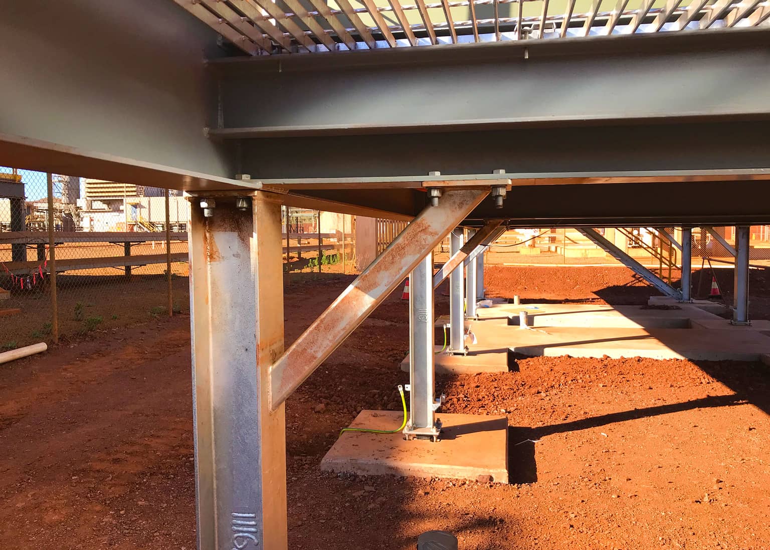 Steel support structure beneath the data centre building